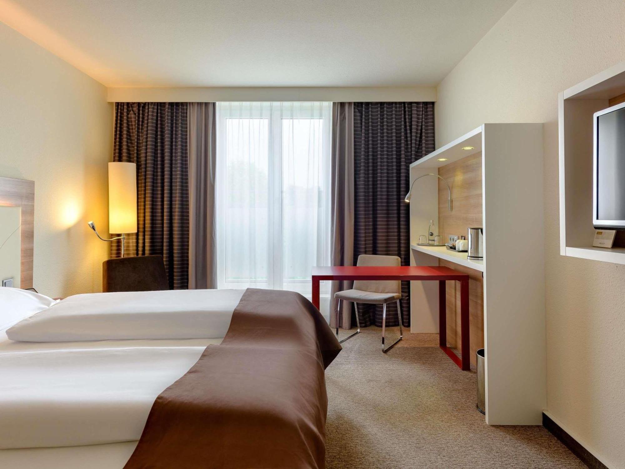 Standard Double Room King Size Bed